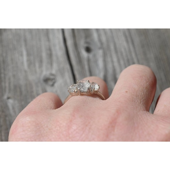 alternative raw diamond engagement ring raw crystal size 4 5 6 7 8 8 9 1… - Picture 4 of 4